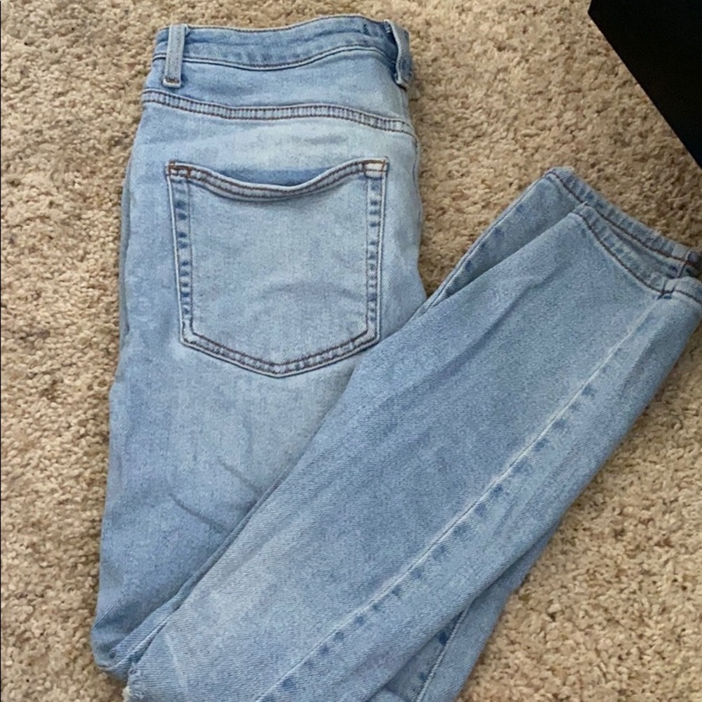 High waisted jeans